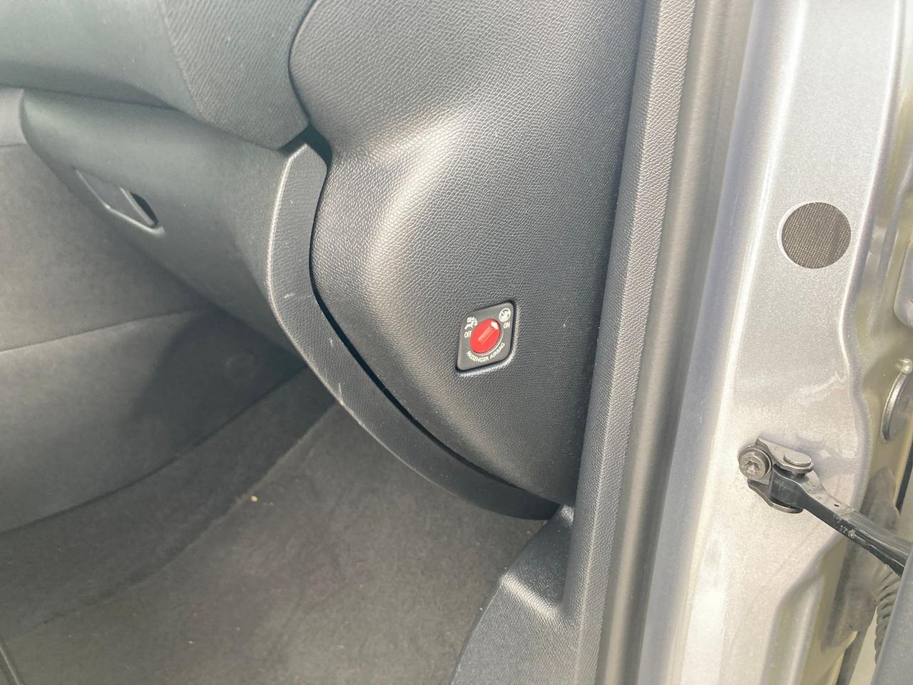 Peugeot 308 SW 1.6 Blue HDI 100 #7526