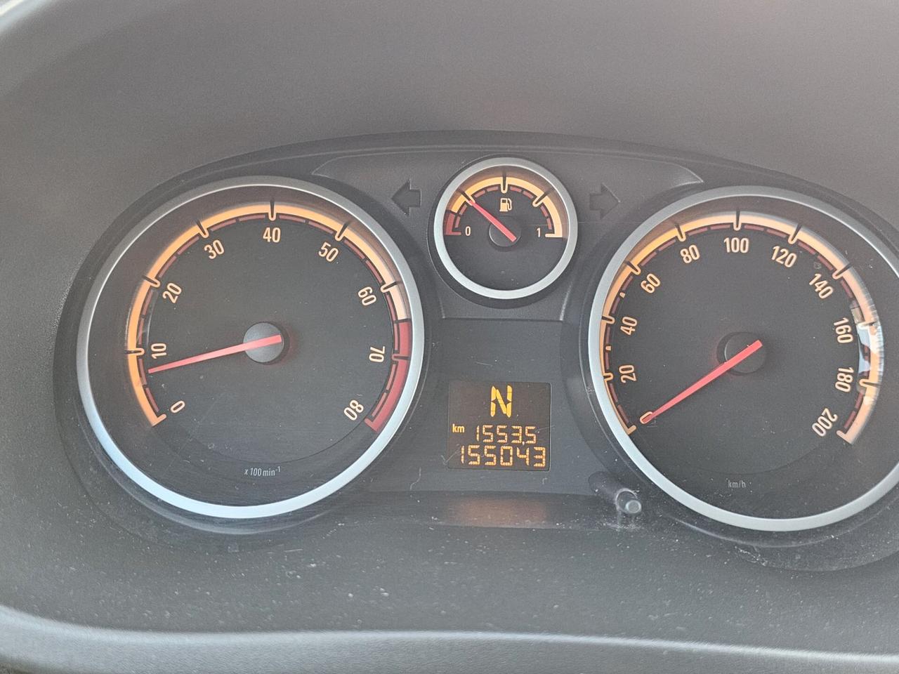 Opel Corsa 1.2 5 porte Sport