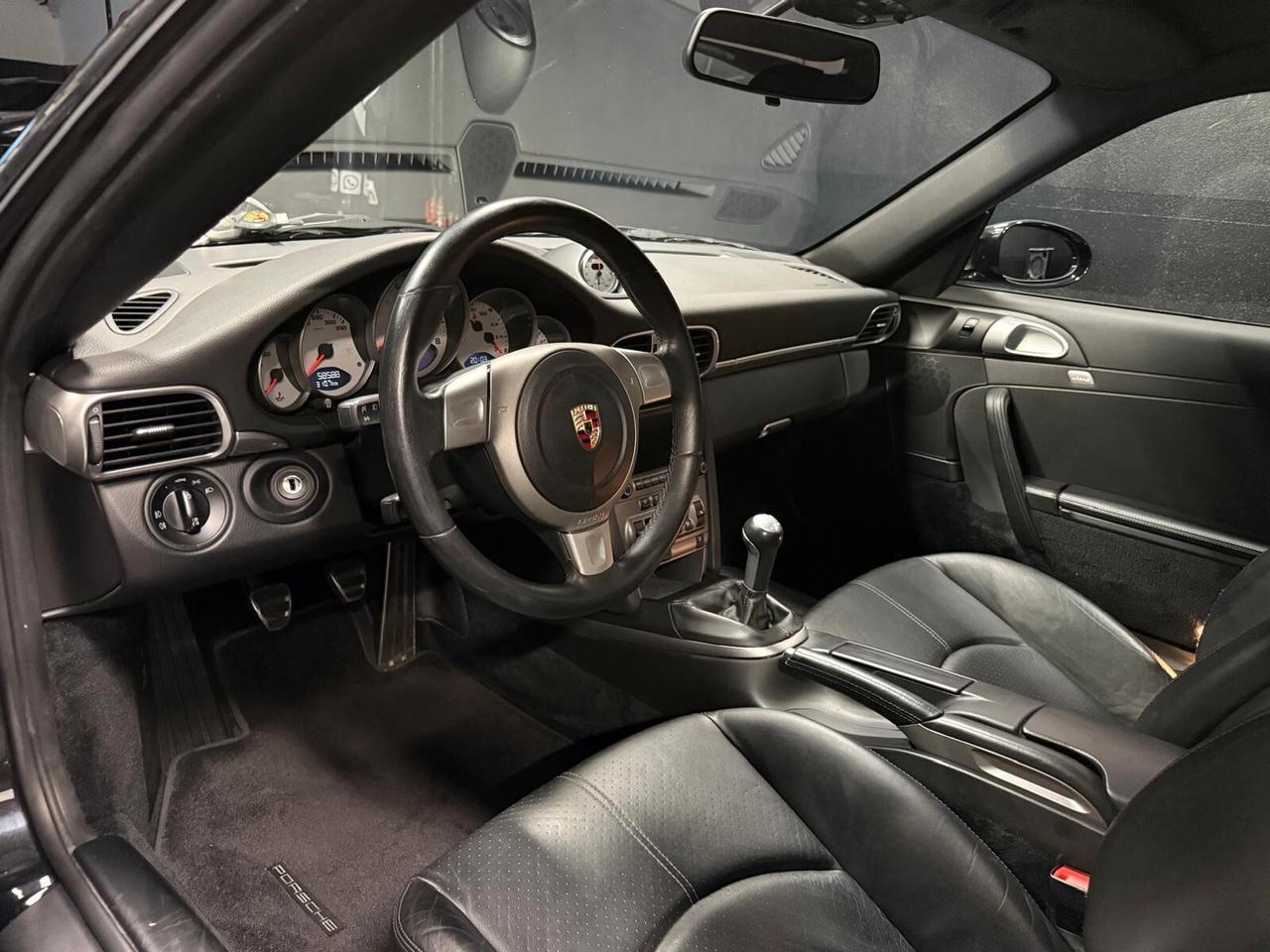 Porsche 997 Carrera 4S Coupé