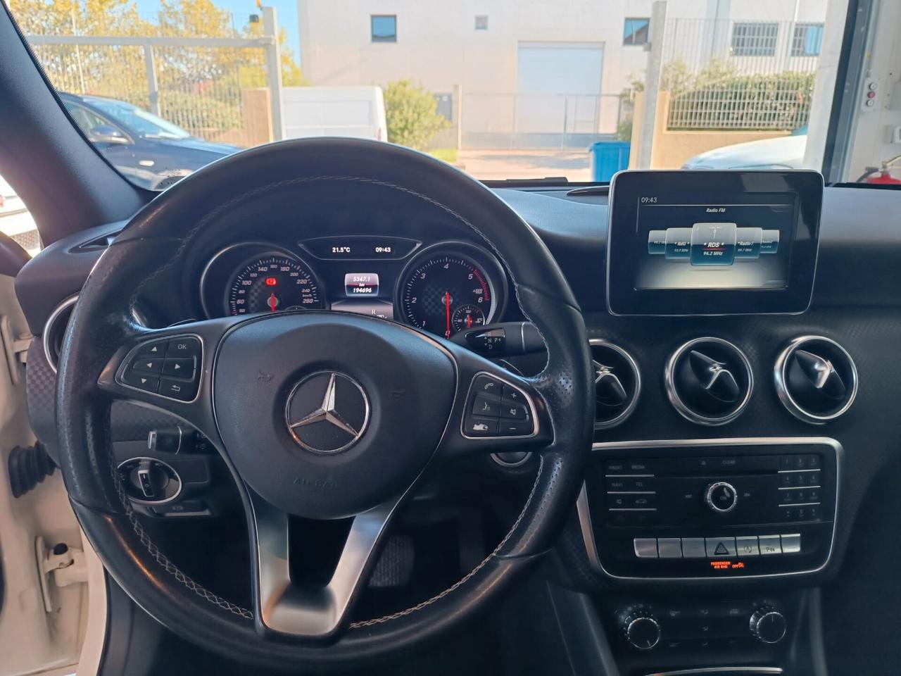 Mercedes-benz A 180 d Automatic Premium