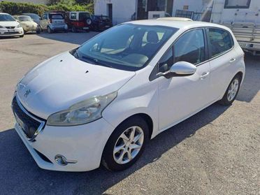 PEUGEOT 208 1.4 8V HDi 68CV 5p. Allure