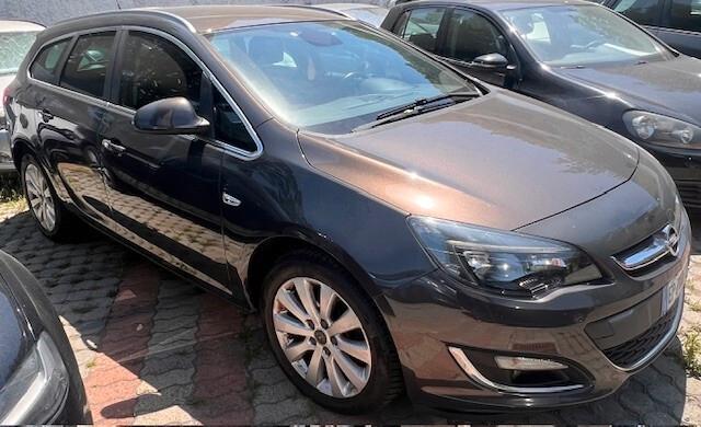 Opel Astra 1.7 CDTI 130CV Sports Tourer Cosmo