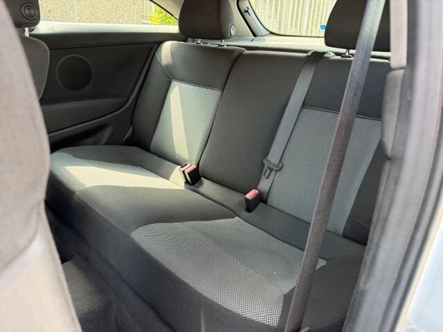 Opel Astra 1.4i 16V cat 3 porte adatta a neopatentati