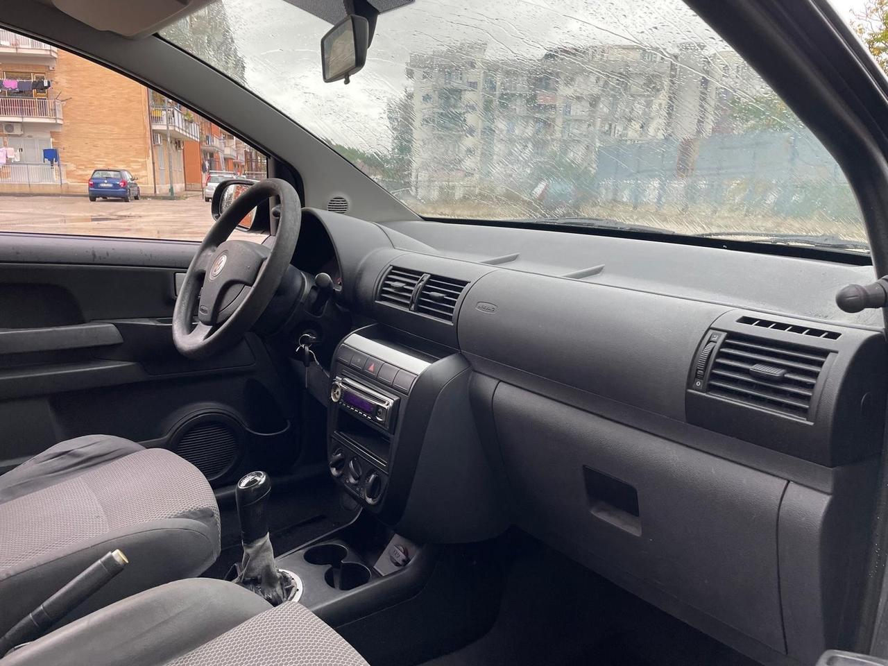 Volkswagen Fox 1.4 TDI VAN Autocarro Perfett