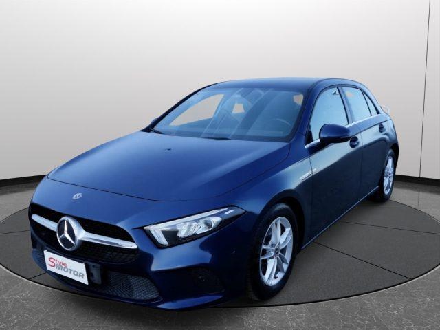 MERCEDES-BENZ A 180 d Automatic Business Extra