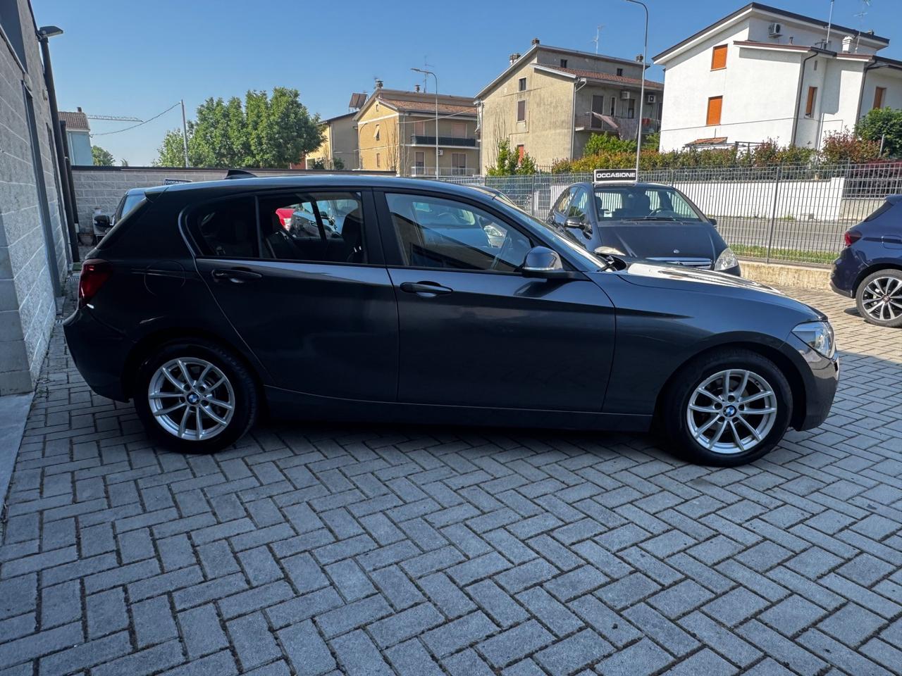 Bmw 118 118d 5p. Urban