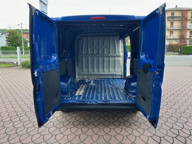 PEUGEOT Boxer 330 2.2 BlueHDi 140 S&S Furgone