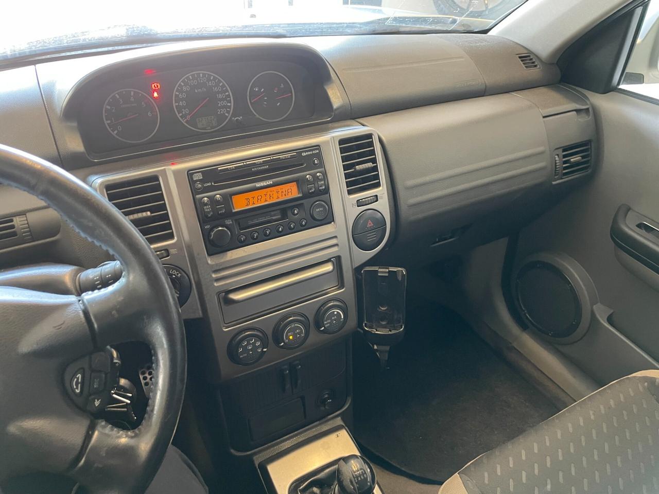 Nissan X-Trail 2.2 dCi