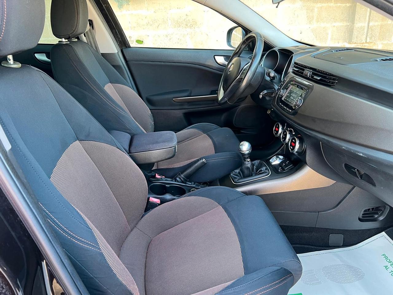 Alfa Romeo Giulietta 1.6 JTDm-2 105 CV Exclusive