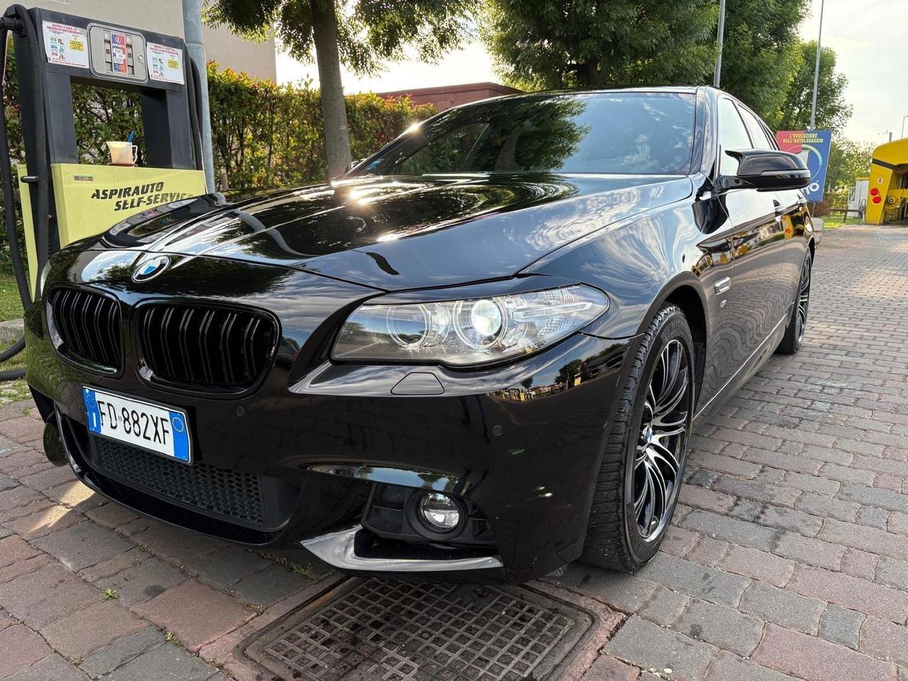 Bmw 525 525d Touring Luxury allestimento MSport
