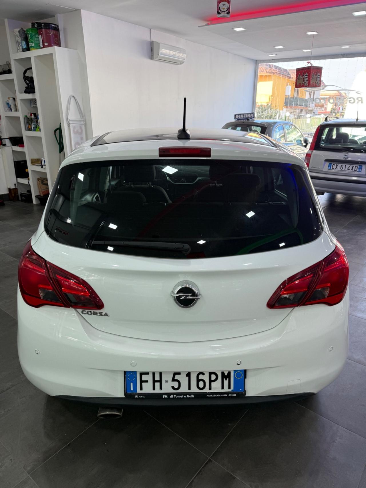 Opel Corsa 1.4 90CV GPL Tech 5 porte b-Color