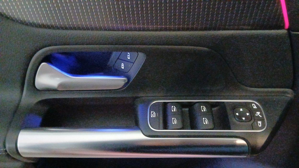 Mercedes-Benz GLA (H247) - GLA 180 d Automatic Sport Plus