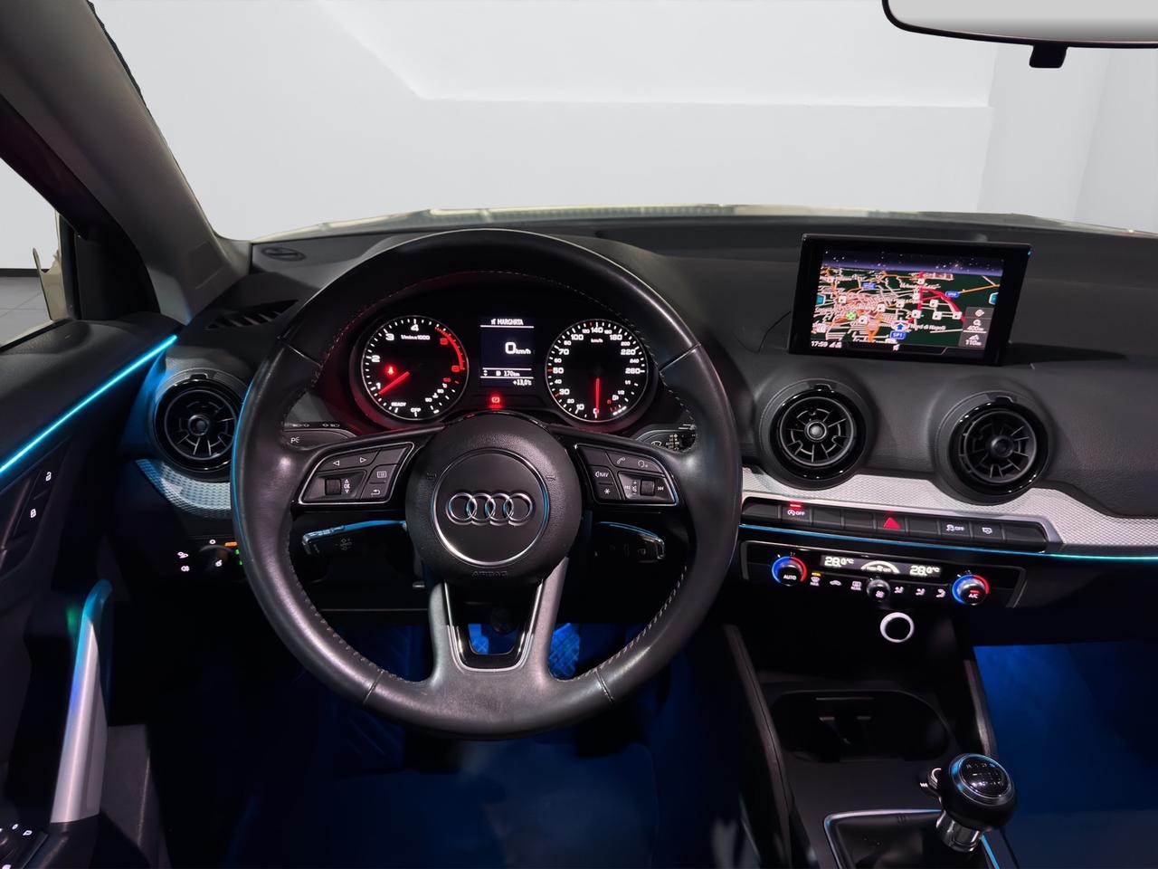 AUDI Q2 1.6 TDI SPORT / TETTO