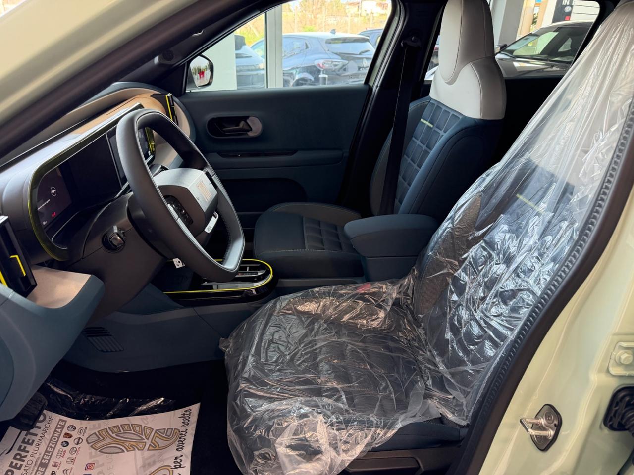 Fiat Grande Panda 1.2 Hybrid 110 CV S&S La Prima