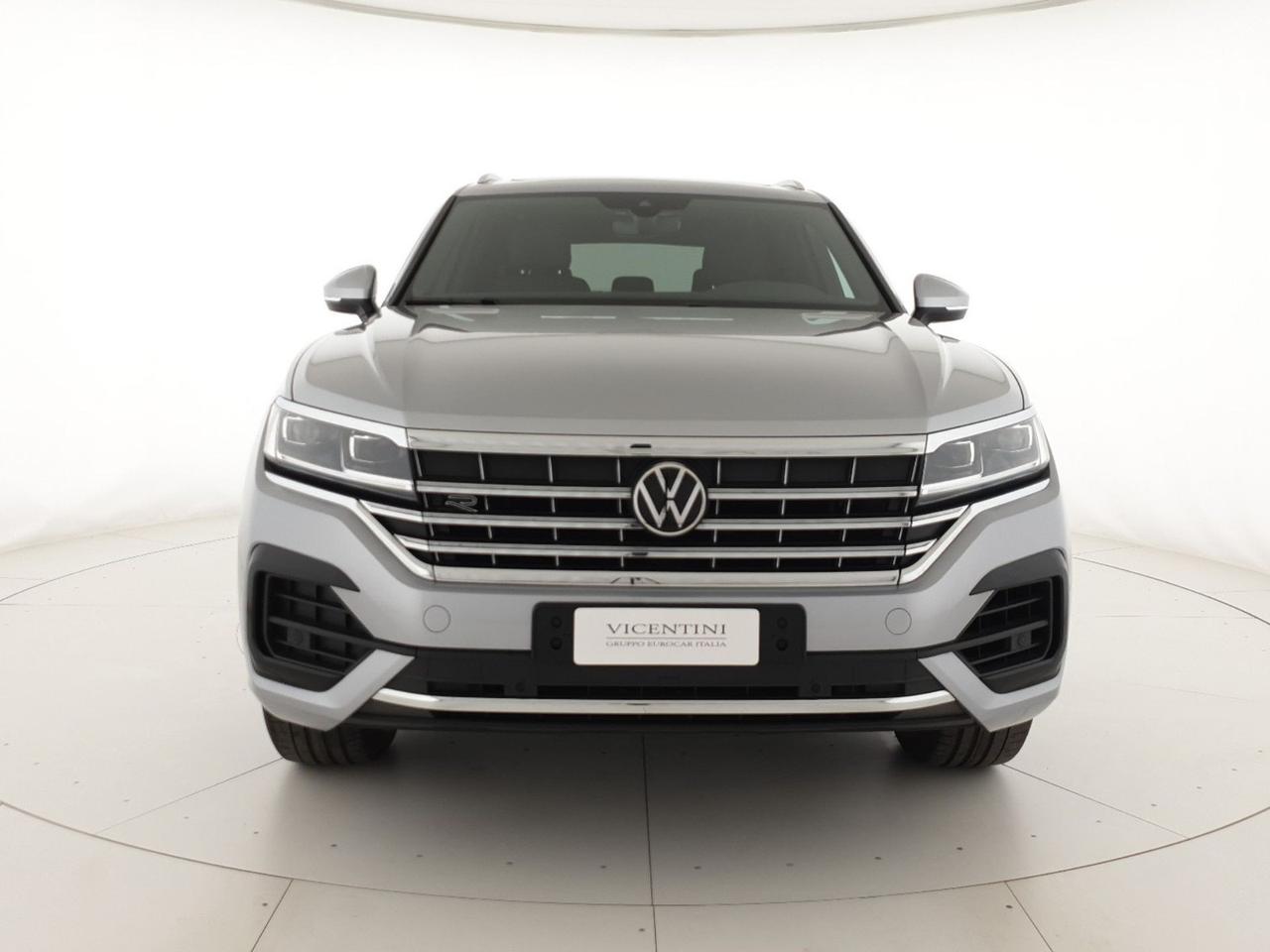 Volkswagen Touareg 3.0 v6 tdi elegance r-line exterior pack 286cv tiptronic