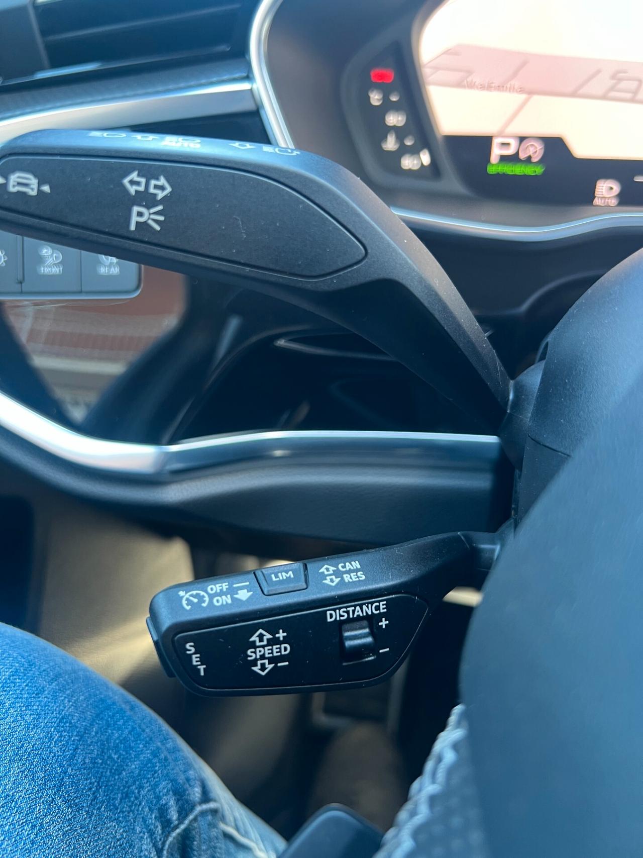 Audi Q3 35 TDI S tronic line edition