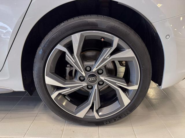 AUDI A3 SPB 35 TDI Stronic S line INT/EST LED MATRIX