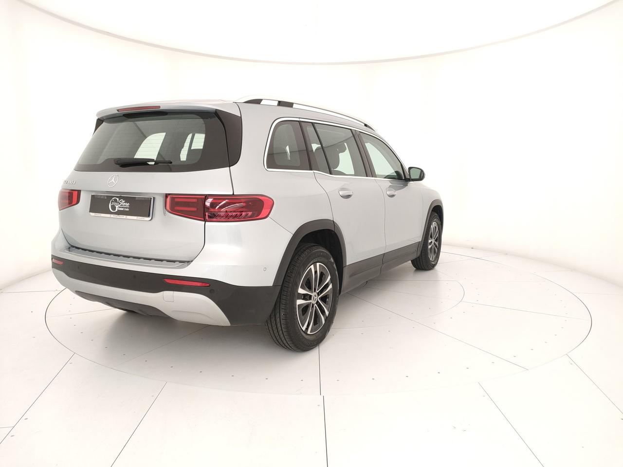 Mercedes-Benz GLB 180 d Advanced auto