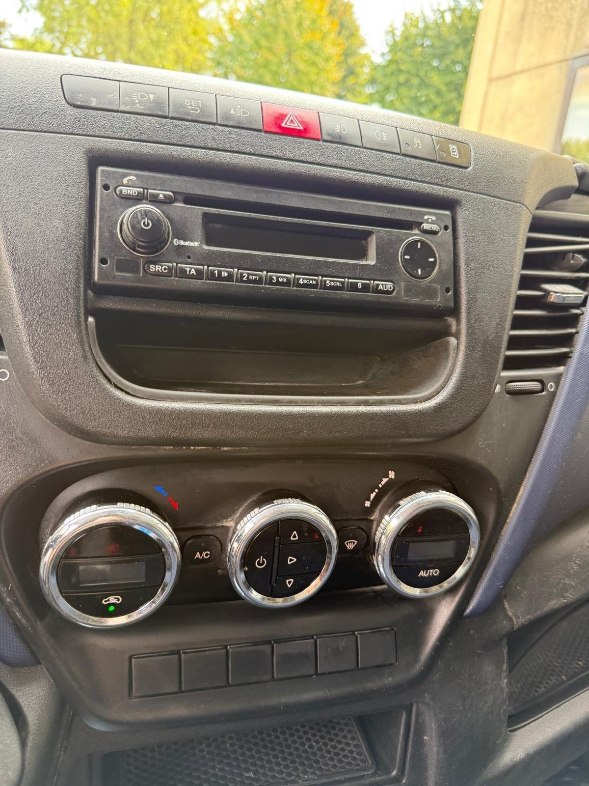 Iveco Daily 33S11V 2.3 HPT PM-SL-TM Furgone
