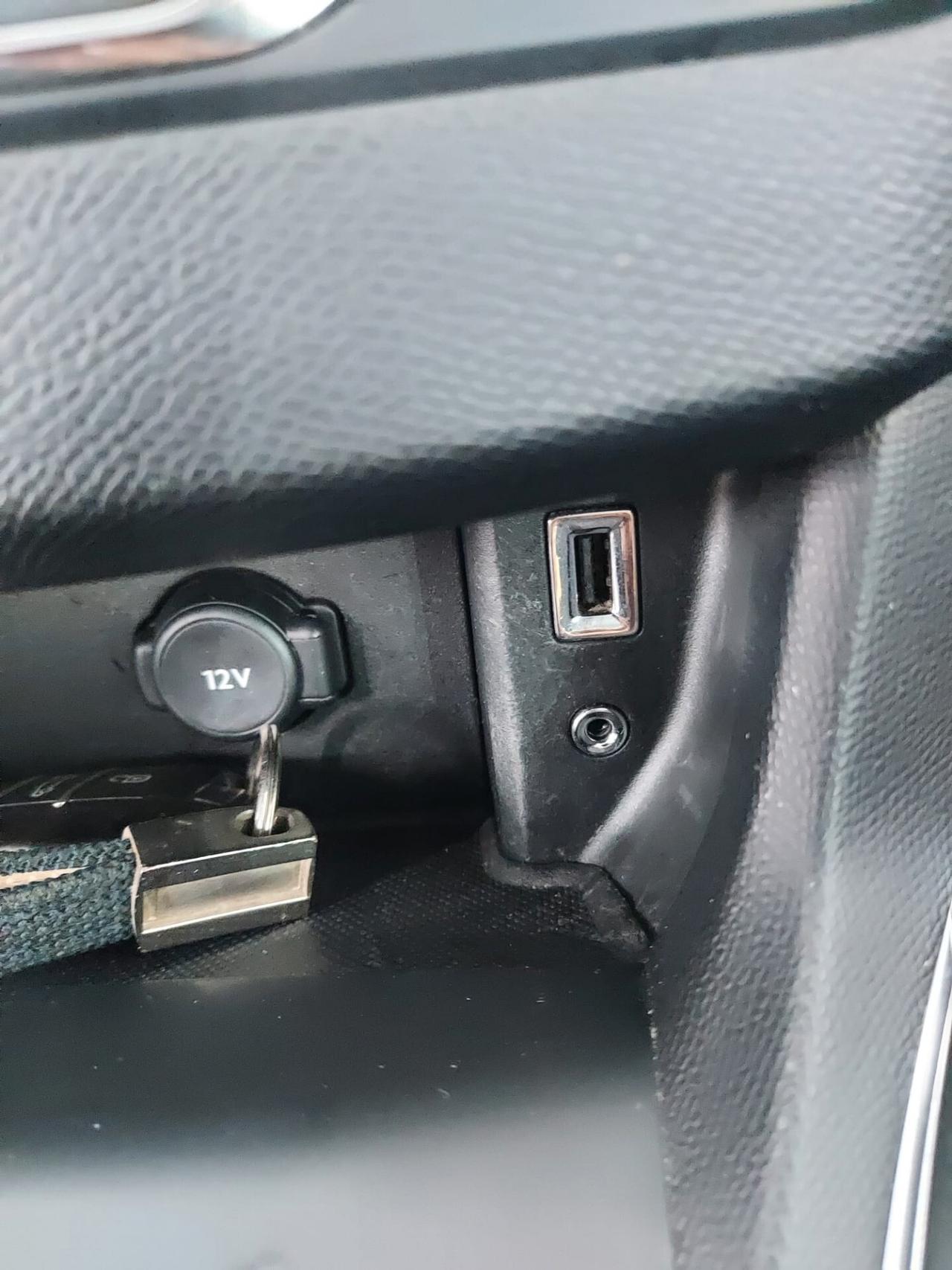 Peugeot 308 1.6 e-HDi 115 CV Stop&Start Allure