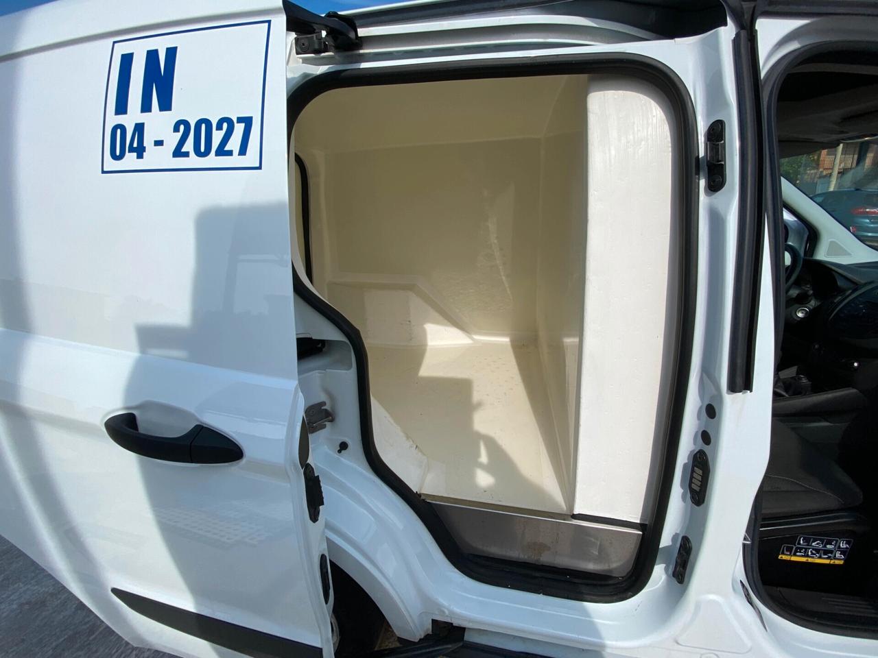 FORD TRANSIT COURIER 27000 KM -COIBENTATO CON ATP