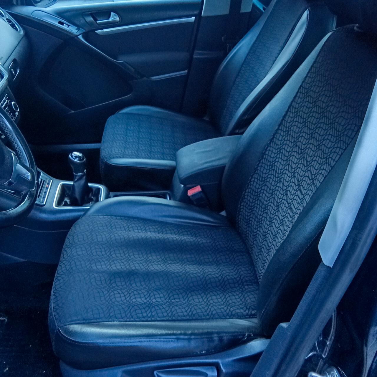 Volkswagen Tiguan 2.0 TDI 140 CV Sport 012