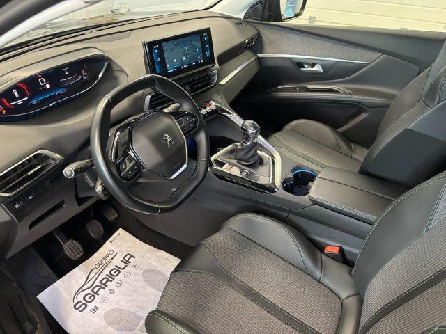 PEUGEOT 5008 7 Posti Allure Pack 1.5 Diesel