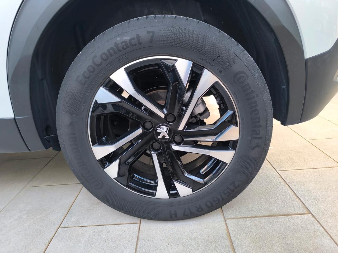 Peugeot 2008 BlueHDi 130 S&S EAT8 Allure Pack 2021