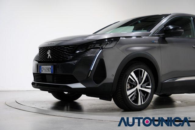 PEUGEOT 3008 HYBRID4 300 E-EAT8 ALLURE PACK
