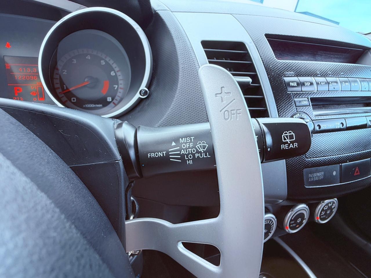 Mitsubishi Outlander 2.4 Benz/Gpl MIVEC Instyle 7 p.ti