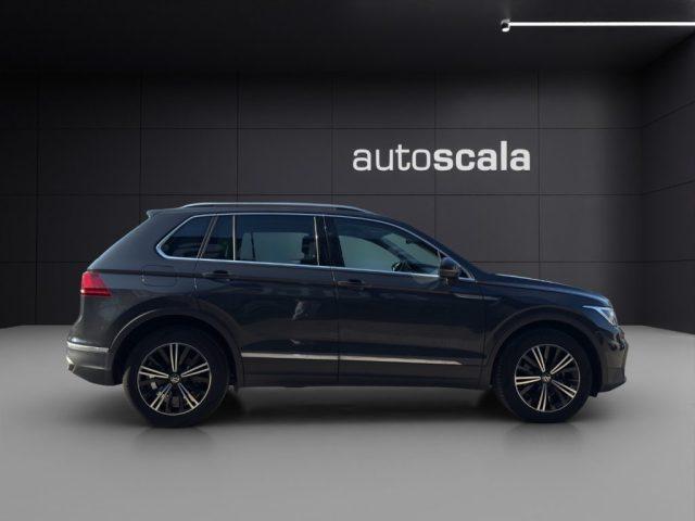 VOLKSWAGEN Tiguan 2.0 TDI 150 CV SCR DSG Life