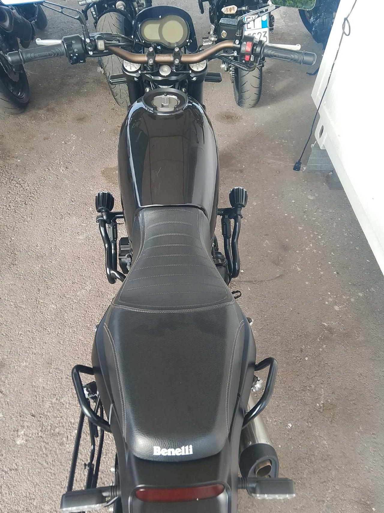 Benelli Leoncino 500 ABS