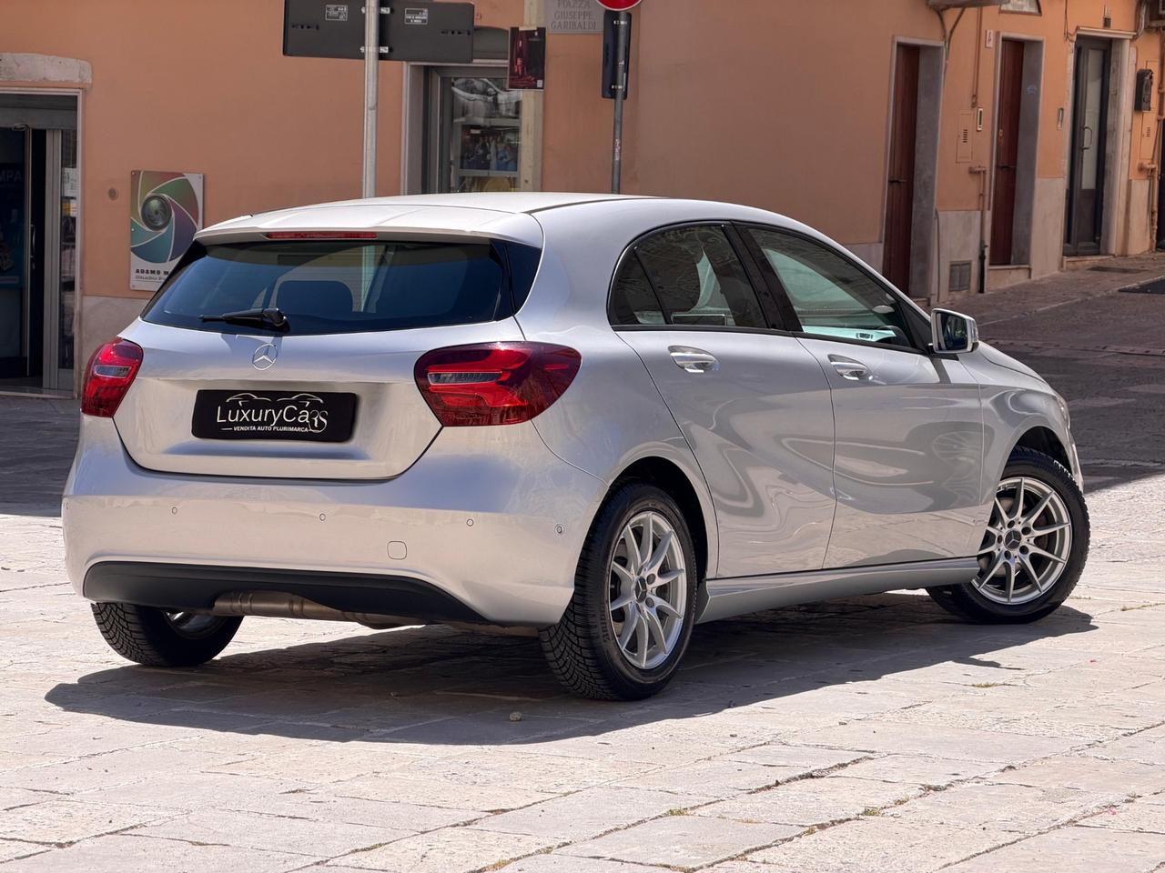 MERCEDES-BENZ A 180 D SPORT 1.5 109 CV