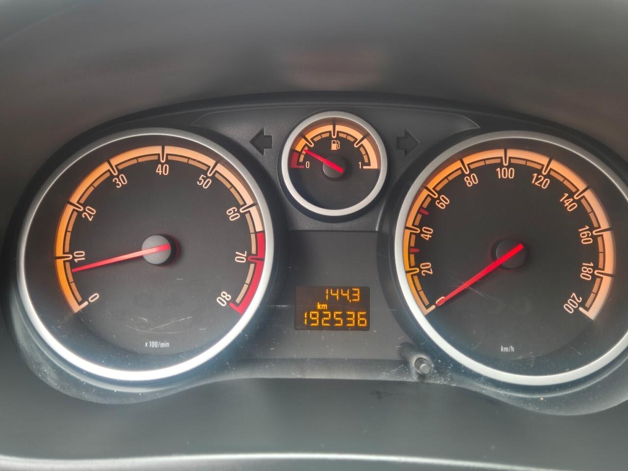 Opel Corsa 1.2 Benzina 5 porte