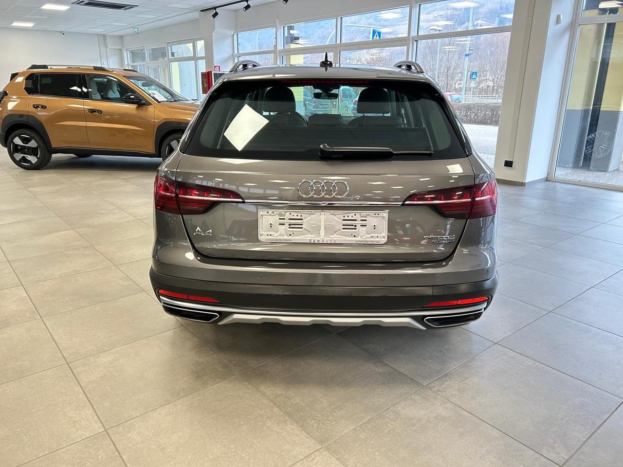 Audi A4 allroad 40 TDI 204 CV S tronic Identity Contrast