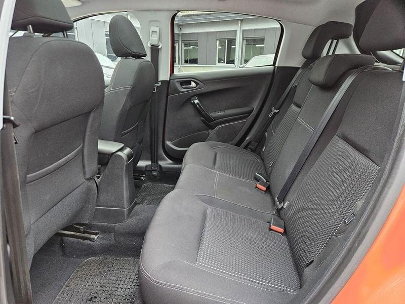 Peugeot 208 208 5p 1.2 puretech Allure gpl 82cv