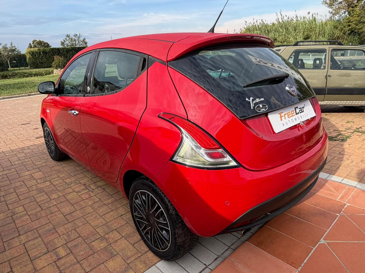 Lancia Ypsilon 1.2 69 CV 5 porte GPL Ecochic Gold