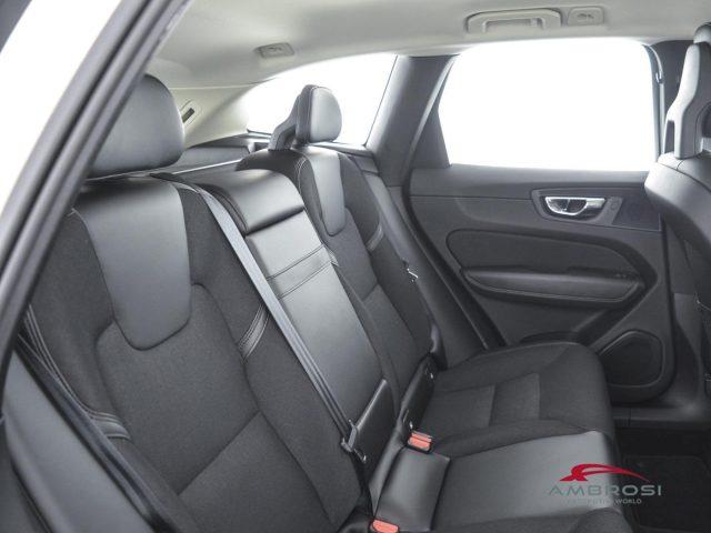 VOLVO XC60 D4 AWD Geartronic Business