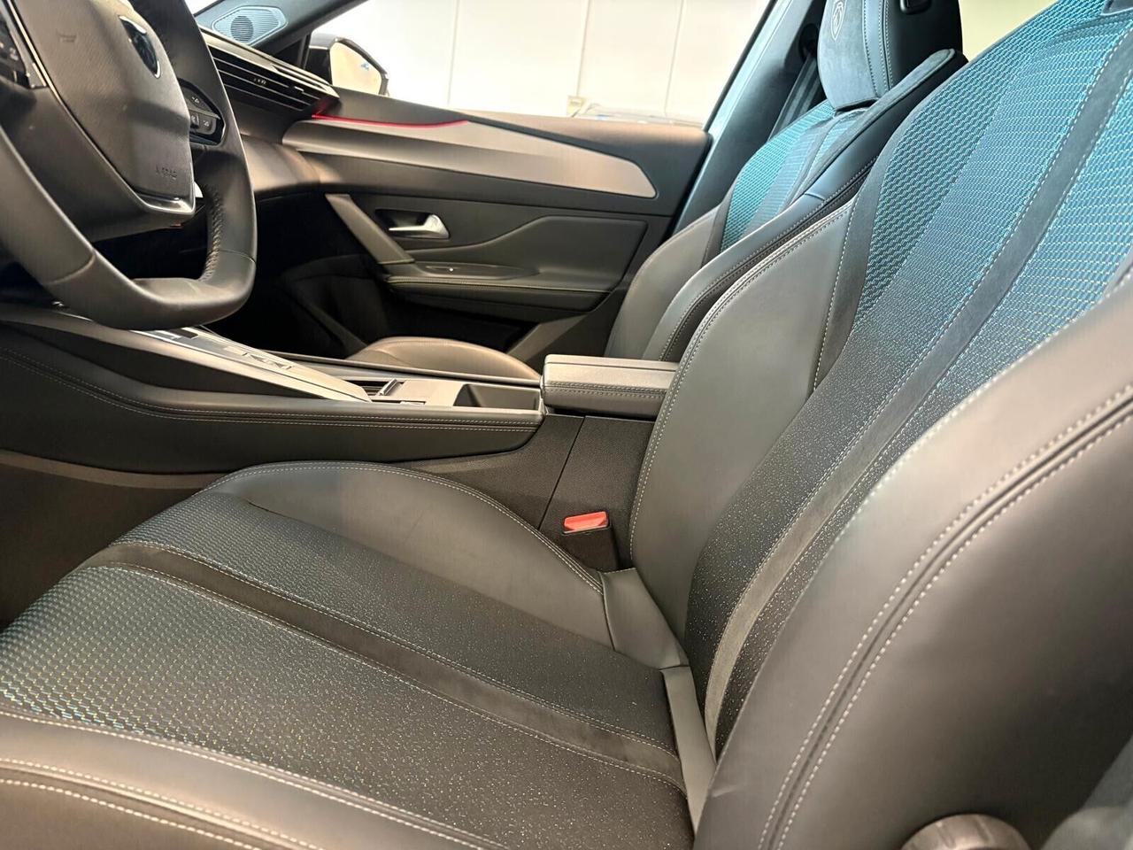 Peugeot 308 GT motore elettrico (54 kWh) 156 CV SPOTICAR