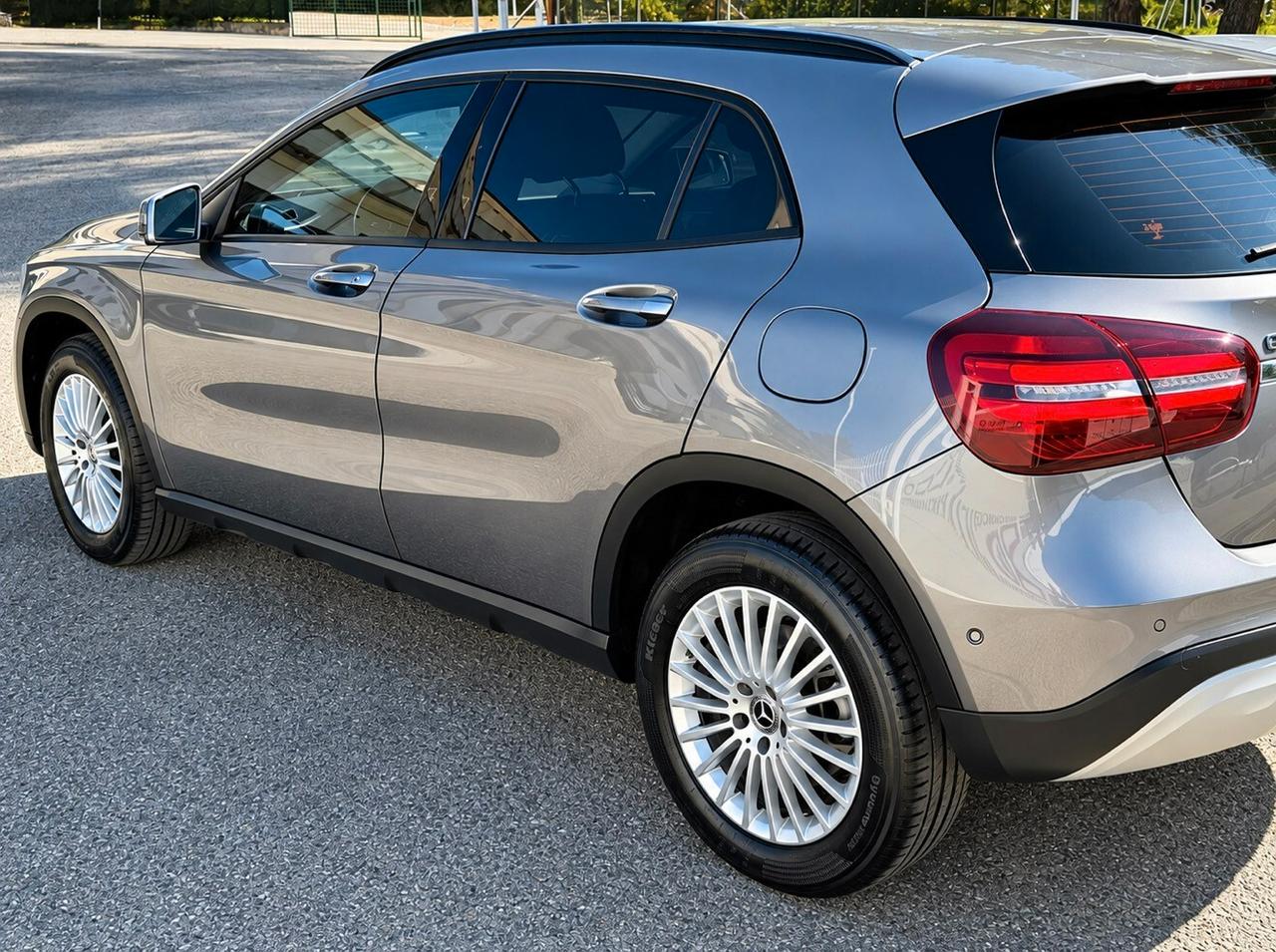 Mercedes-benz GLA 180 d Automatic Sport