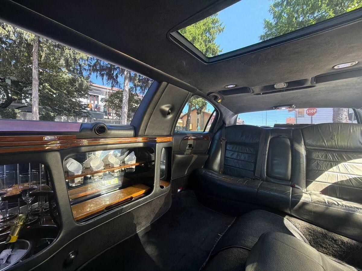 Ford Lincoln Town Car Executive Series