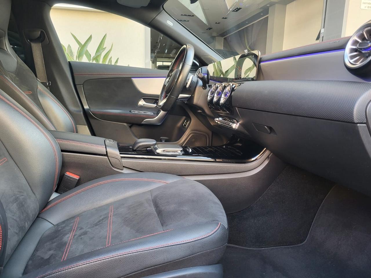 Mercedes CLA 200 d 150 Cv Autom. Premium/Amg+Tetto+Luci Ambiente...