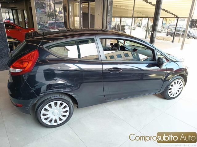 FORD Fiesta 1.4 3 porte Bz.- GPL Titanium