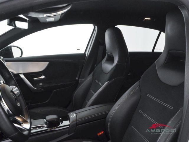 MERCEDES-BENZ A 180 180 d Automatic Premium