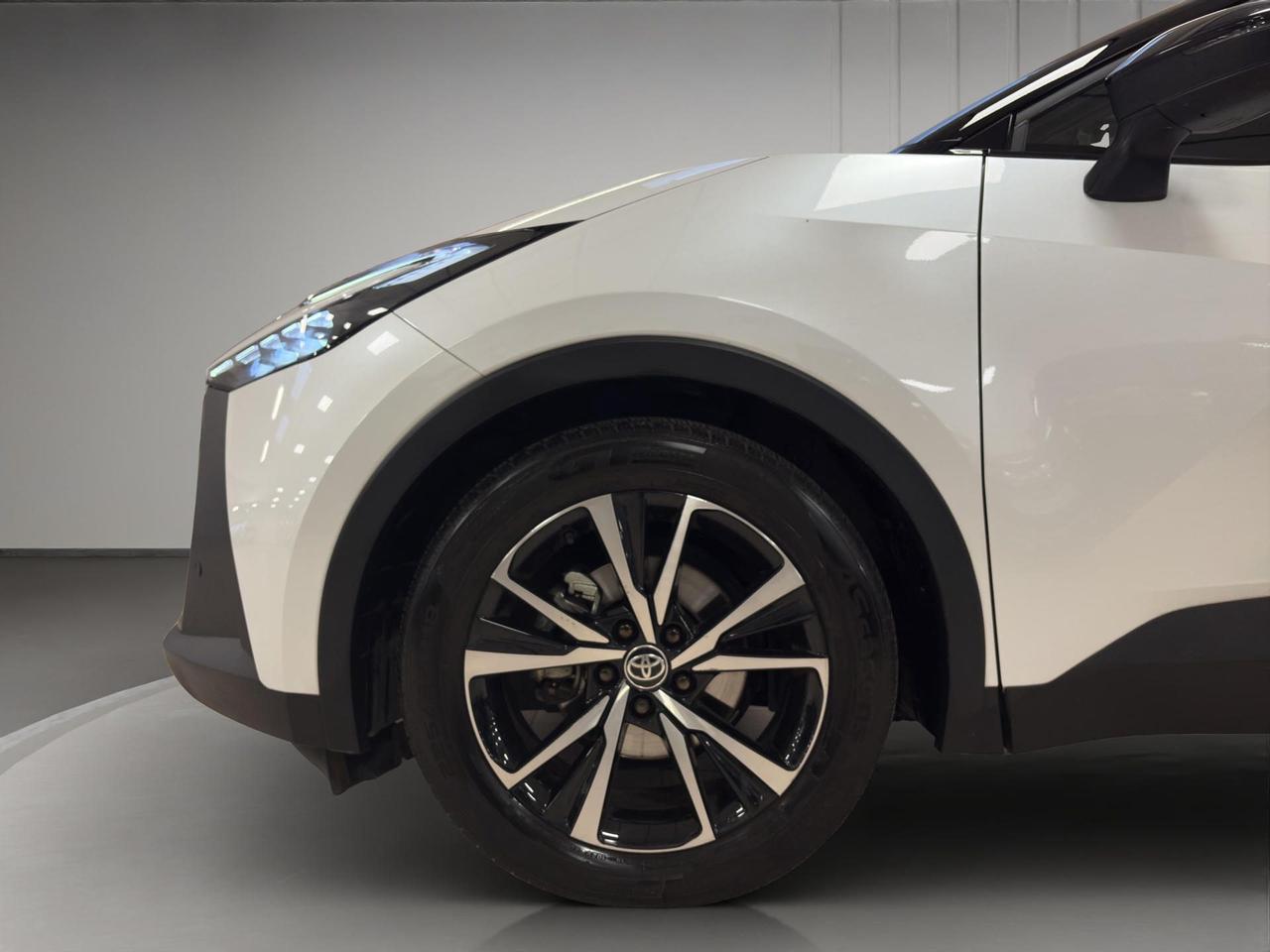 Toyota C-HR 1.8 hv Trend fwd e-cvt