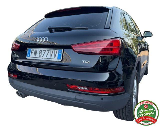 AUDI Q3 2.0 TDI 120 CV Business