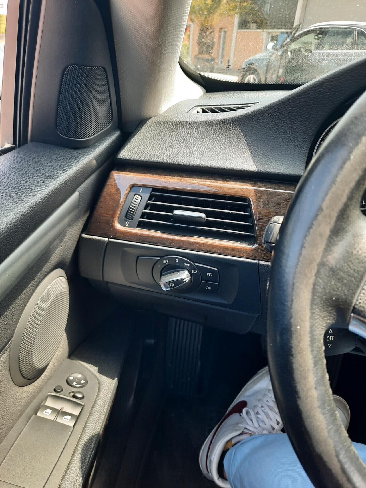 Bmw 320 320d xDrive cat Coupé Futura