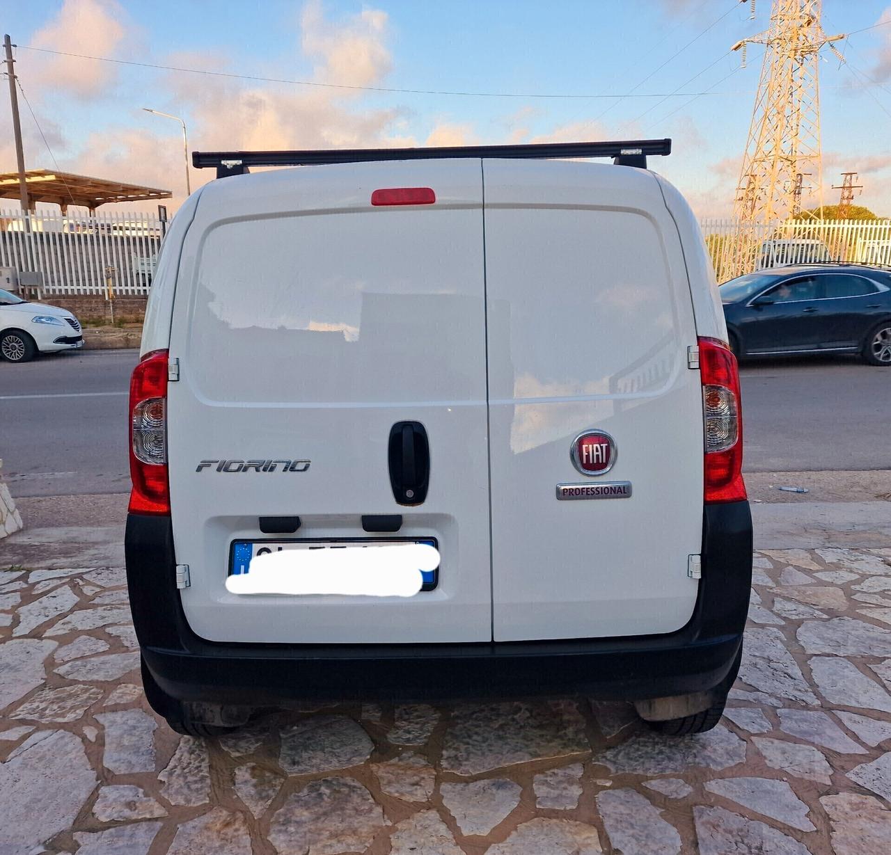 Fiat Fiorino 1.3 MJT 95CV Cargo SX 2022