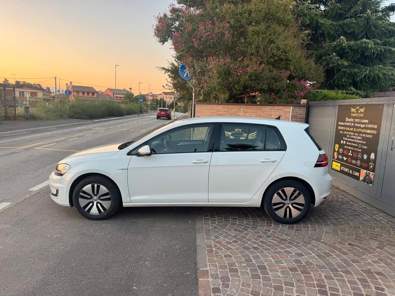 Volkswagen Golf e-Golf 115 CV