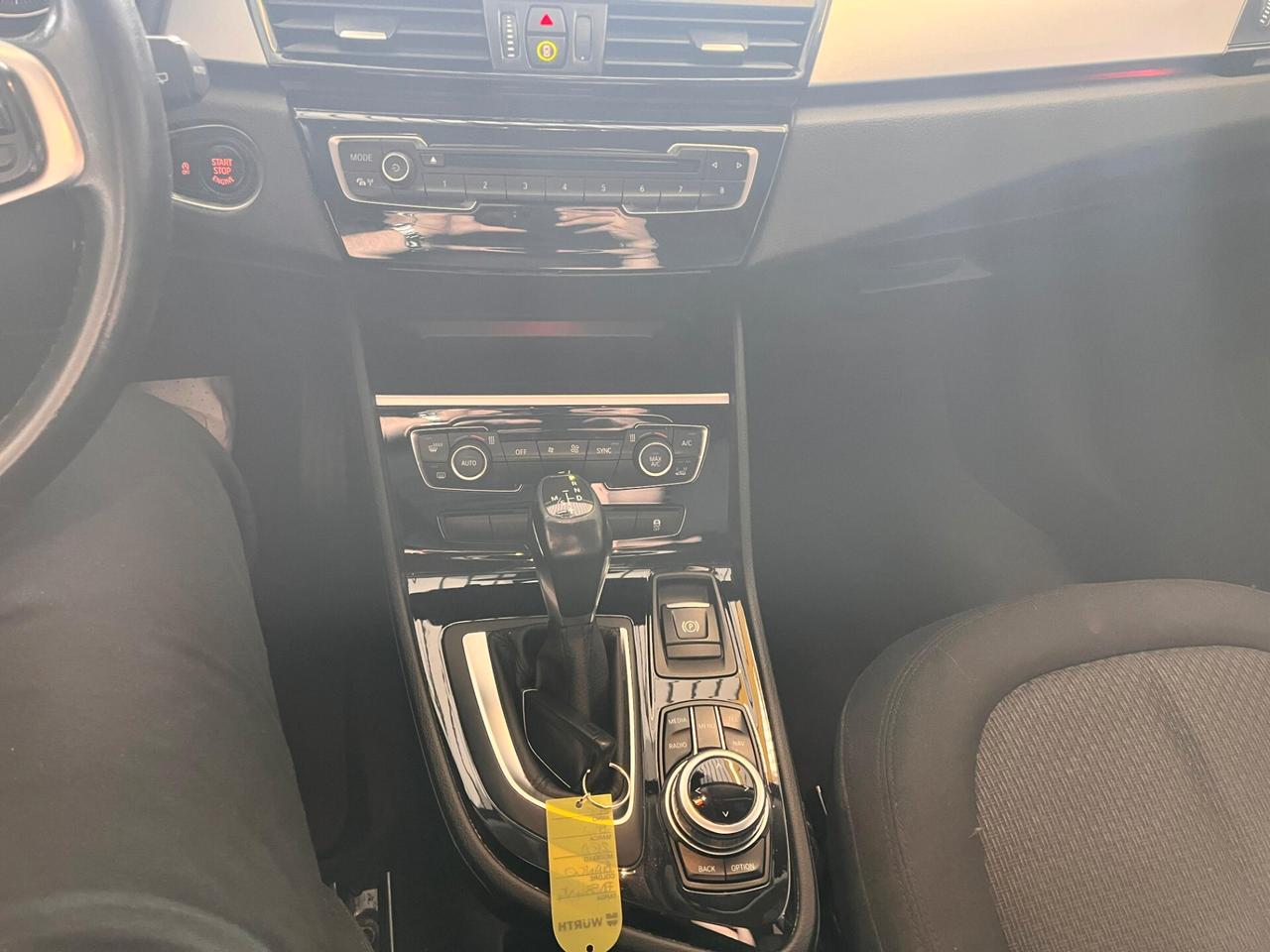 Bmw 218 218d Advantage